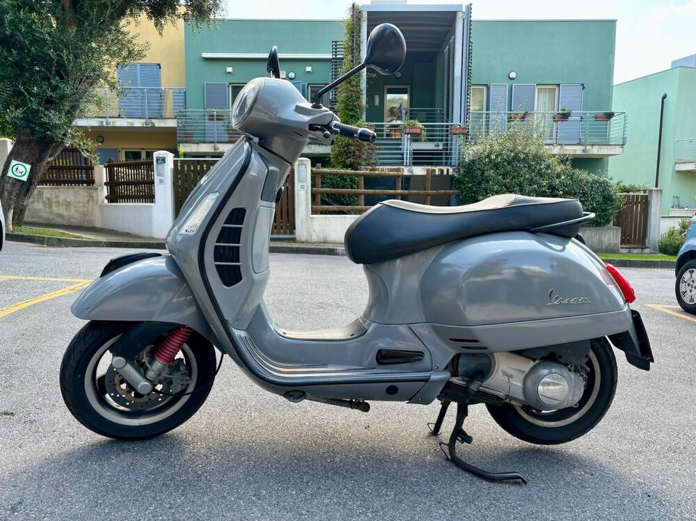 Vespa GTS 300 Super (2008 - 16)