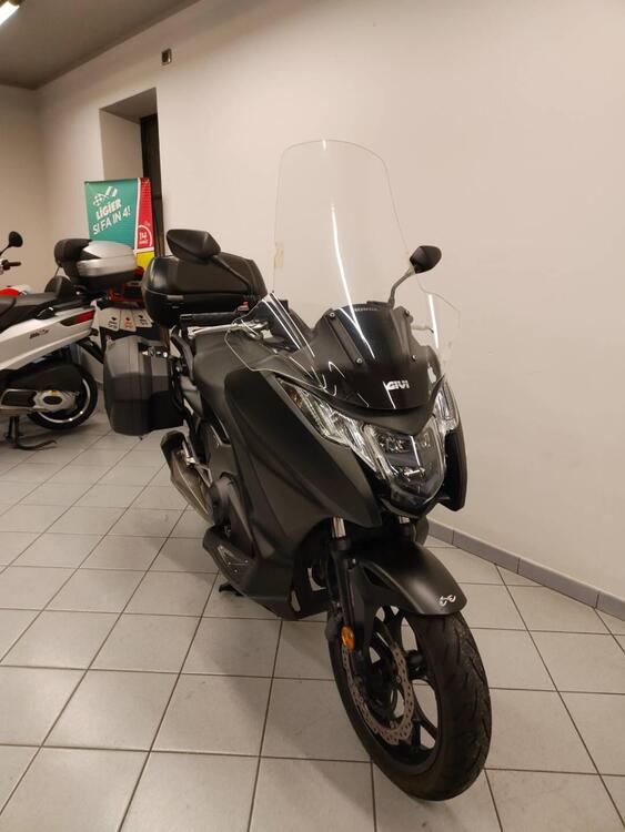 Honda Integra 750 DCT (2016 - 17) (4)