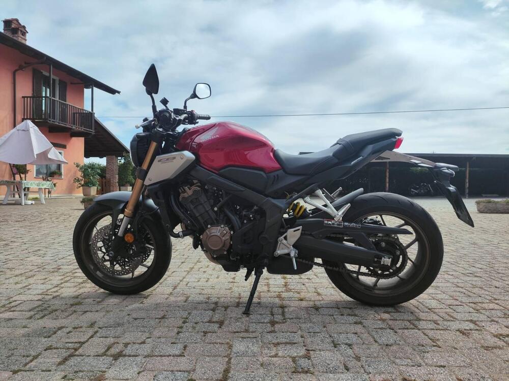 Honda CB 650 R (2021 - 23) (4)