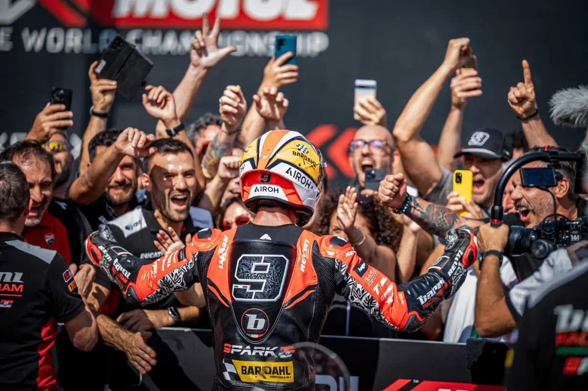 SBK 2024. GP d'Italia. Fantastico triplete di Danilo Petrucci a Cremona! (7)