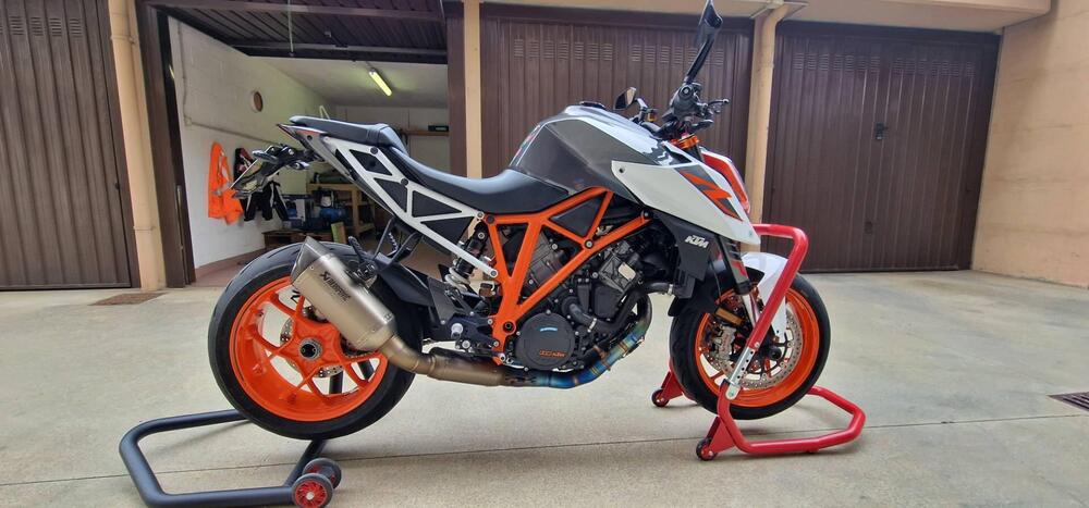 KTM 1290 Super Duke R ABS (2017 - 18) (3)