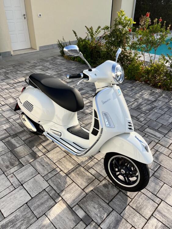 Vespa GTS 300 Super Sport (2023 - 24)