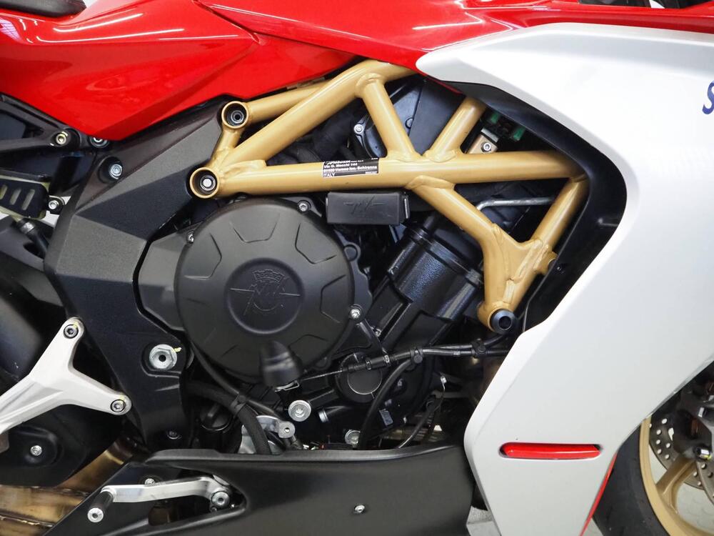 MV Agusta Superveloce 800 (2021 - 24) (5)