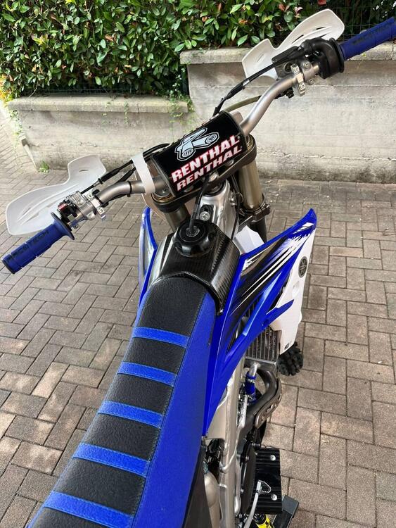 Yamaha YZ 250 F (2010 - 11) (3)