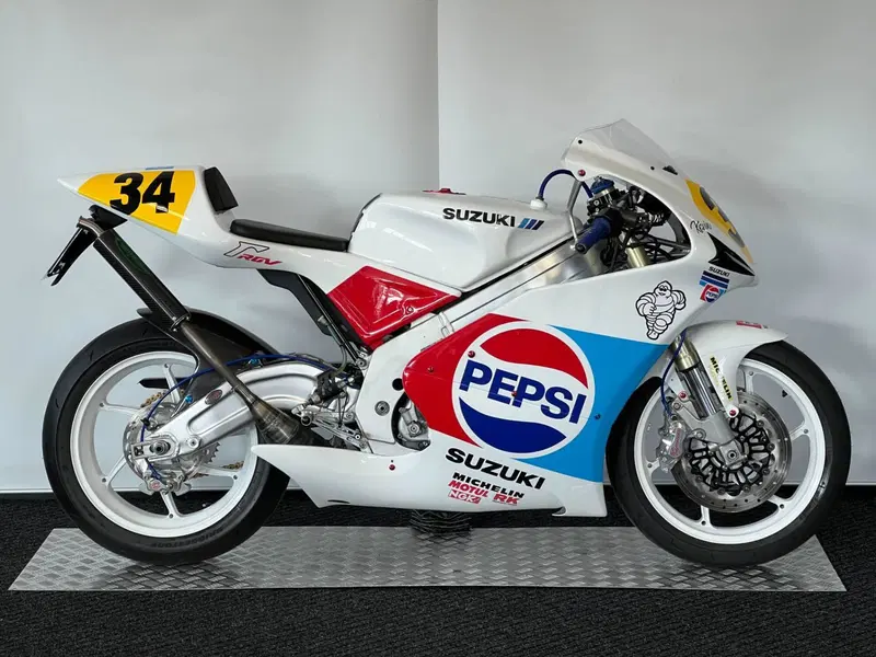 Suzuki RGV 250 (1989 - 97)