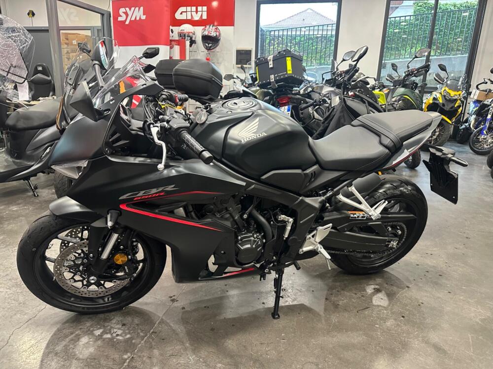 Honda CBR 650 R (2024)