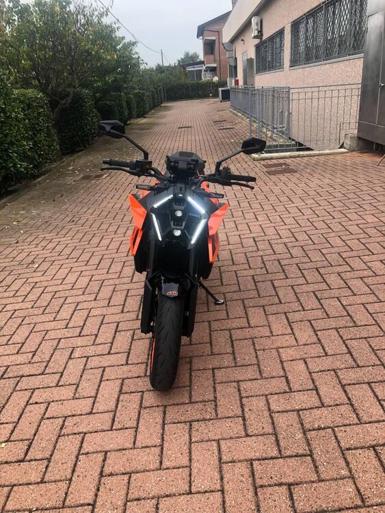 KTM 990 Duke (2024) (2)