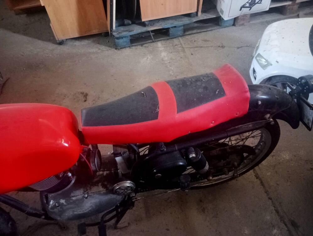 Gilera 150 sport  (3)