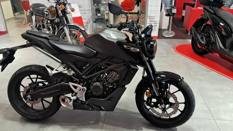 Honda CB 125 R (2024 - 26) (2)