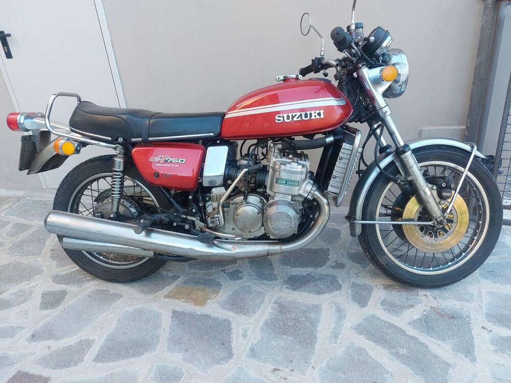 Suzuki Gt 750