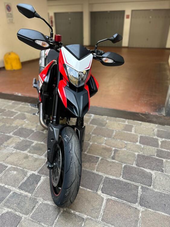 Ducati Hypermotard 821 SP (2013 - 15) (4)