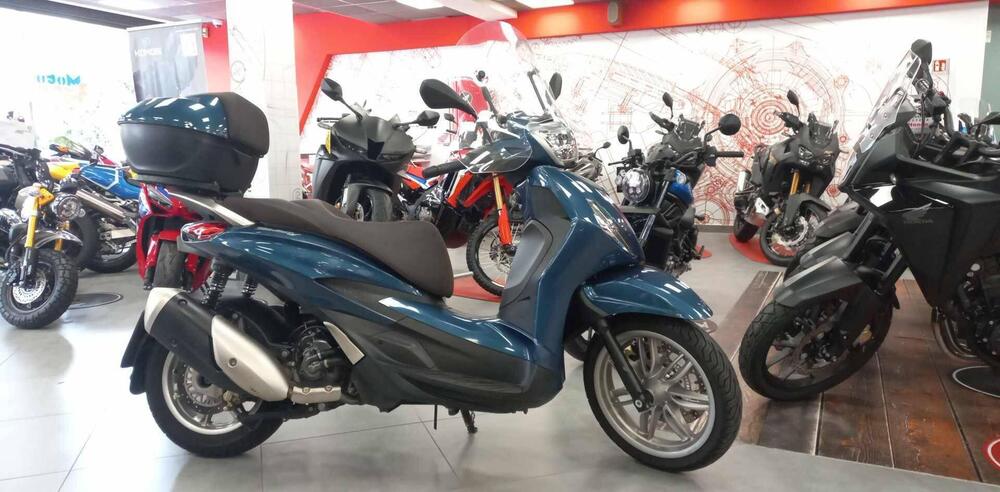 Piaggio Beverly 300 Hpe (2021)