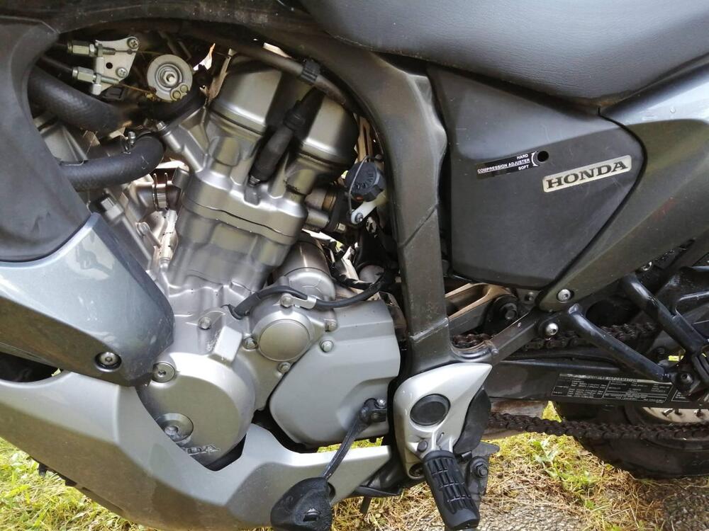 Honda Transalp XL 700 V (2007 - 2013) (2)