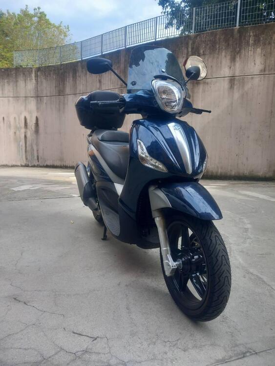 Piaggio Beverly 350 SportTouring ie (2011 - 15) (2)