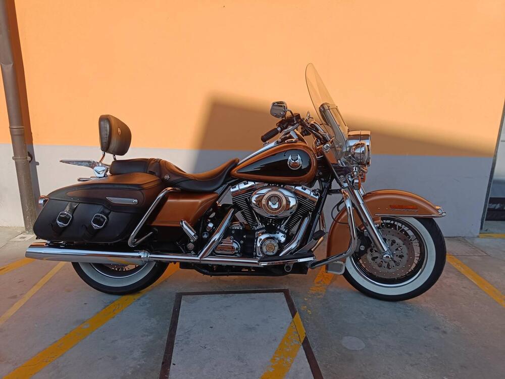 Harley-Davidson 1584 Road King Classic (2007 - 11) - FLHRCI