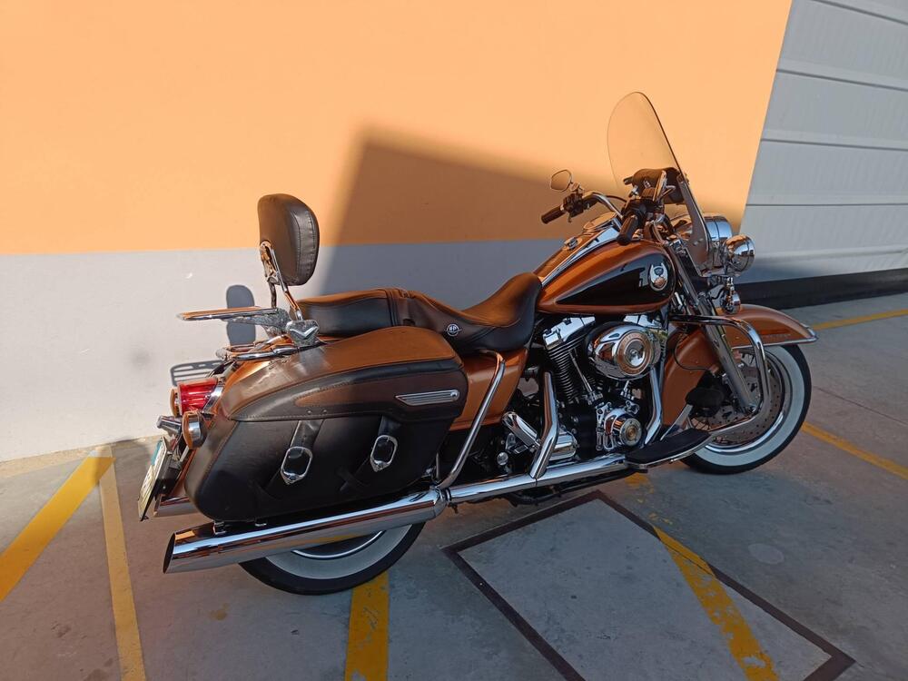 Harley-Davidson 1584 Road King Classic (2007 - 11) - FLHRCI (4)