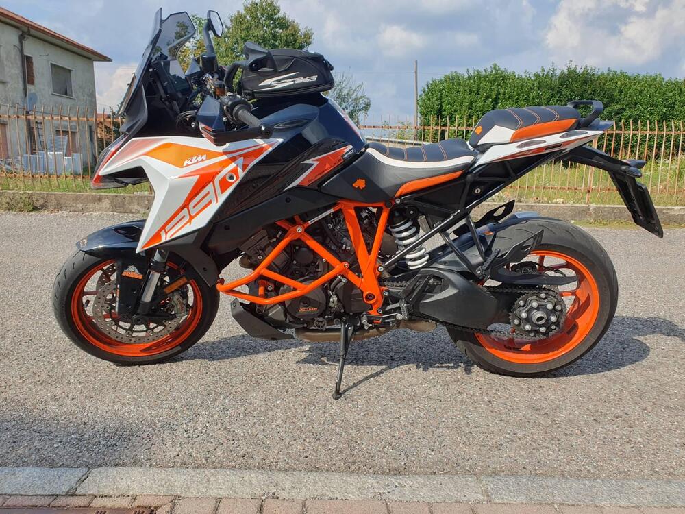 KTM 1290 Super Duke GT (2019 - 20)