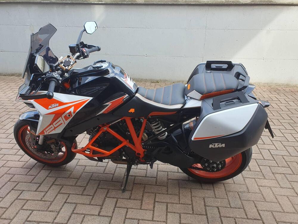 KTM 1290 Super Duke GT (2019 - 20) (4)