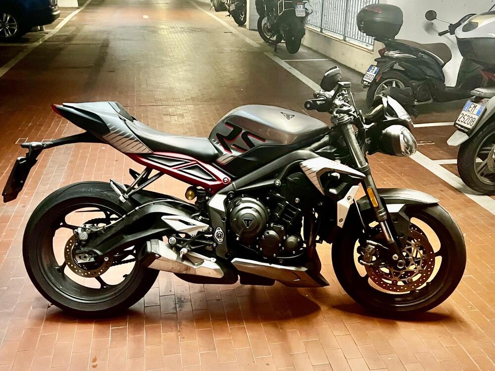 Triumph Street Triple RS (2020 - 22) (5)