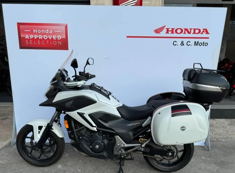 Honda NC 750 X DCT ABS (2014 - 15) (2)