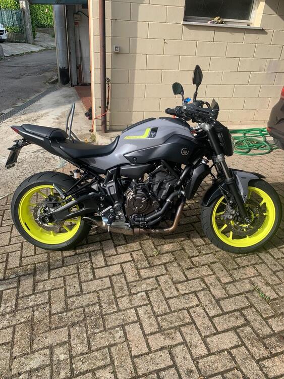 Yamaha MT-07 ABS (2014 - 16) (2)