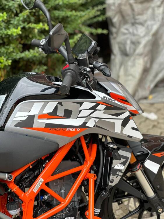 KTM 125 Duke (2021 - 23) (2)