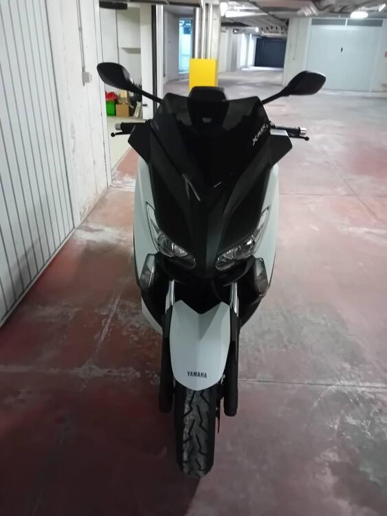 Yamaha X-Max 400 (2013 - 16) (3)