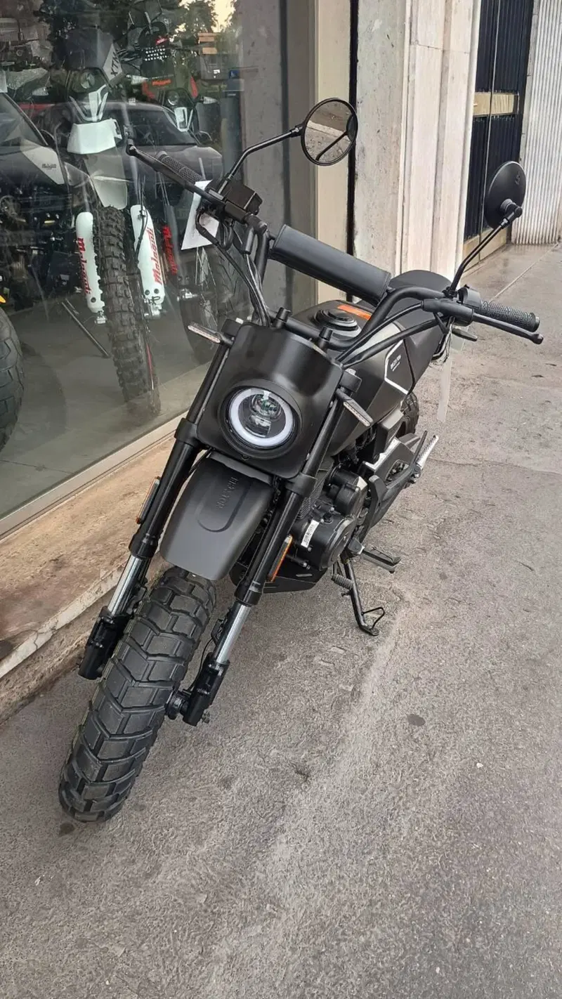 Brixton Motorcycles Crossfire 125 XS (2021 - 26) (2)