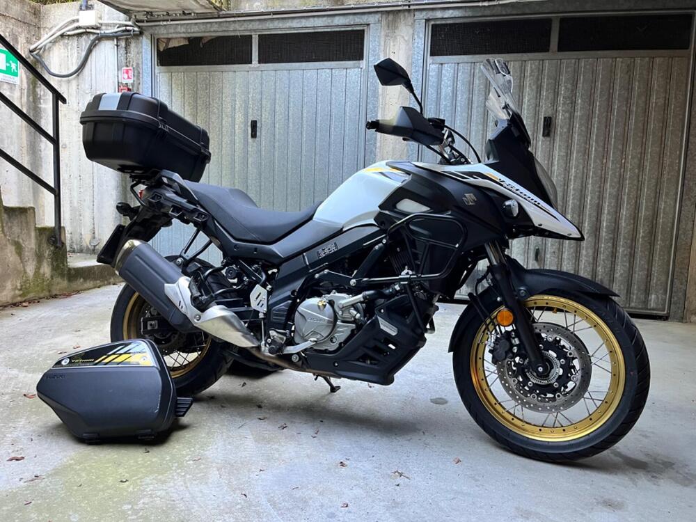 Suzuki V-Strom 650XT Explorer (2022 - 24)