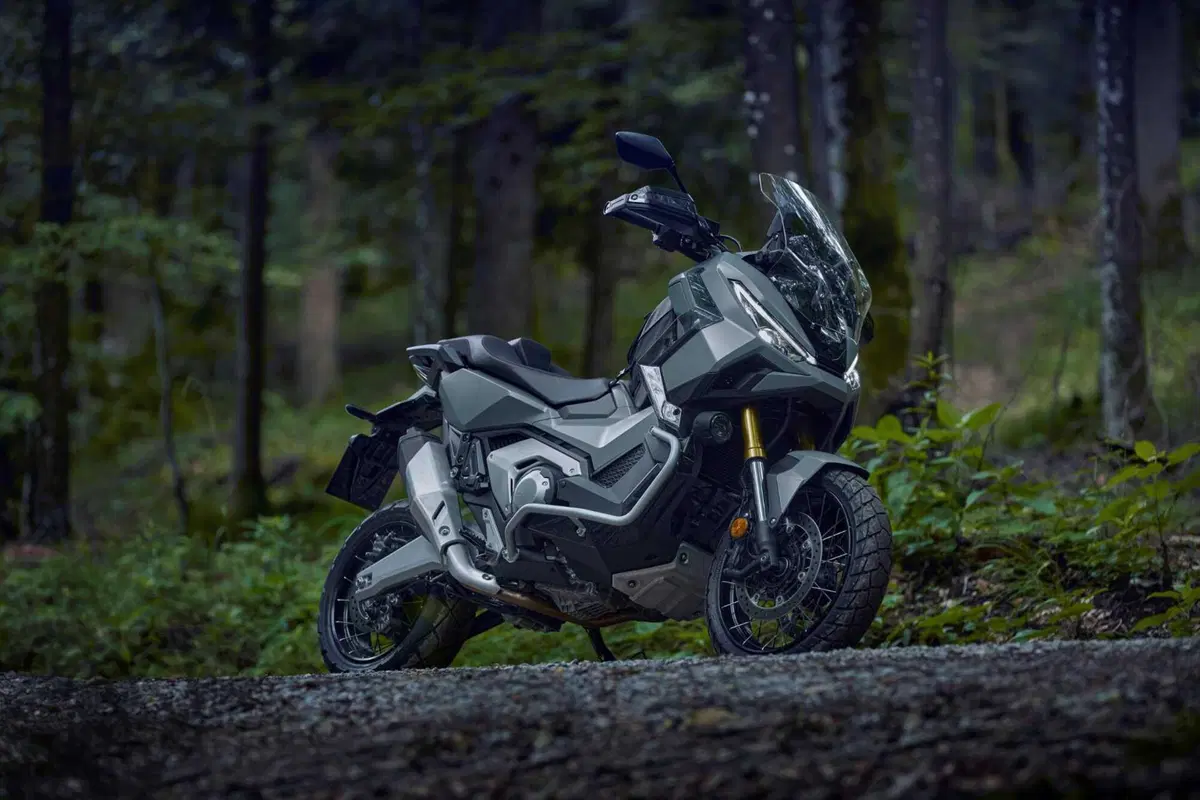 Honda X-ADV. Ecco come cambia per il 2025 il 'SUV a due ruote' (8)