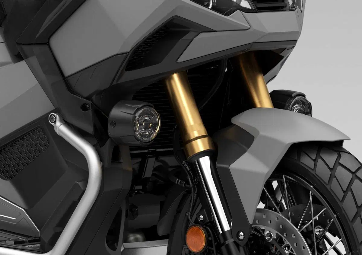 Honda X-ADV. Ecco come cambia per il 2025 il 'SUV a due ruote' (26)