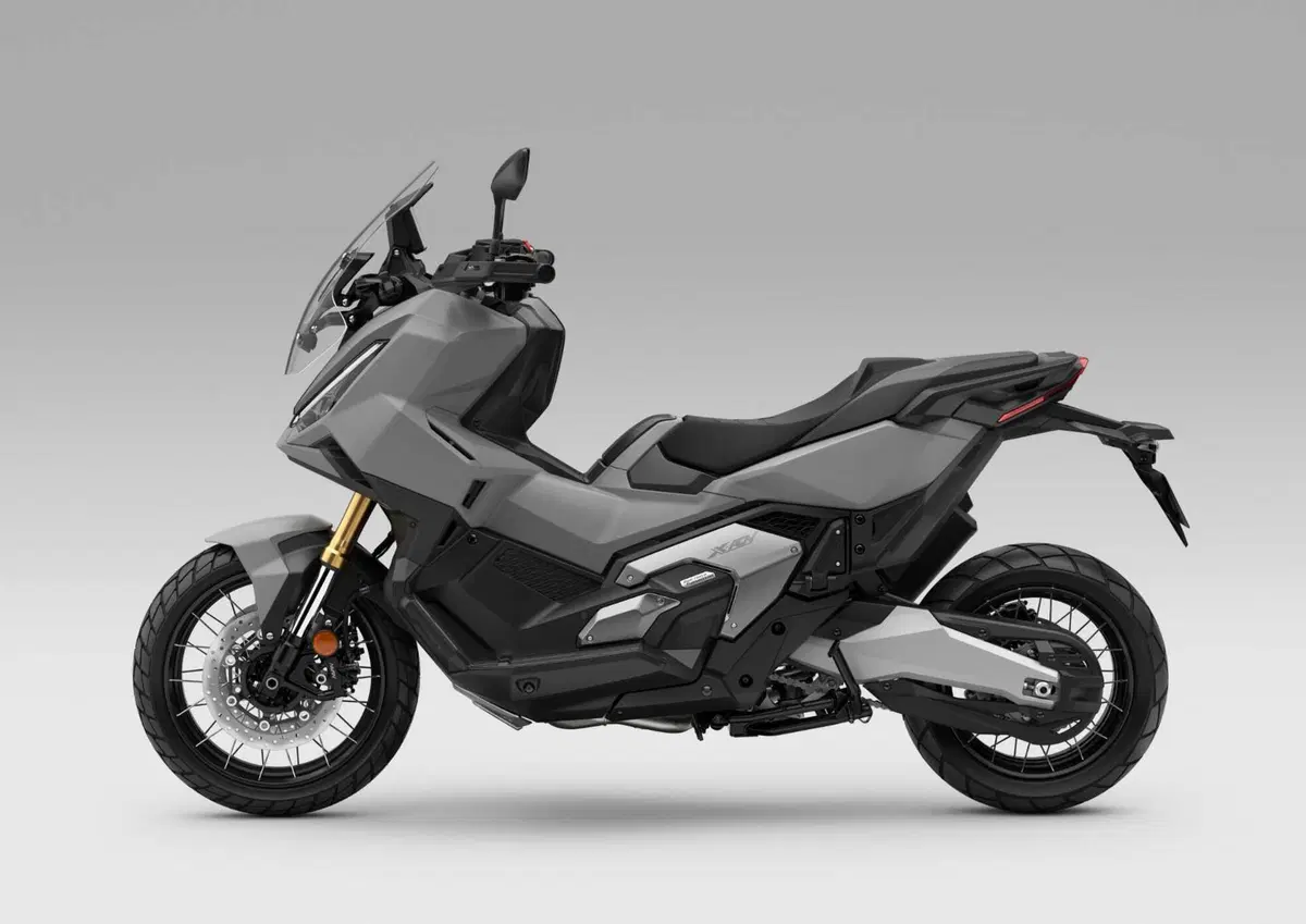 Honda X-ADV. Ecco come cambia per il 2025 il 'SUV a due ruote' (30)