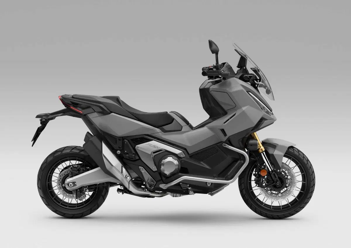 Honda X-ADV. Ecco come cambia per il 2025 il 'SUV a due ruote' (38)