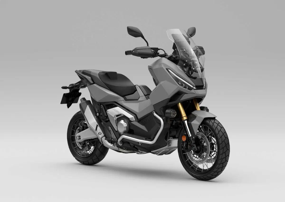 Honda X-ADV. Ecco come cambia per il 2025 il 'SUV a due ruote' (36)