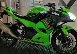 Kawasaki Ninja 400 Performance (2023) usata