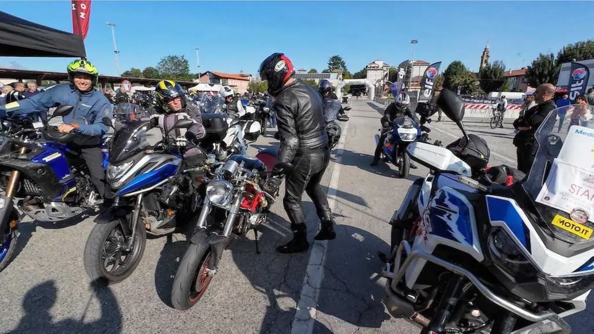 Motofestival a Centallo: tour alpini, demo bike, freestyle bmx, expo moto storiche e tanto altro! (18)