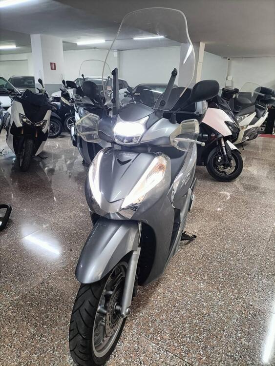 Honda SH 300 i ABS (2016 - 20) (2)