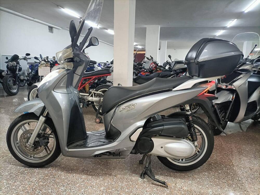 Honda SH 300 i ABS (2016 - 20) (3)