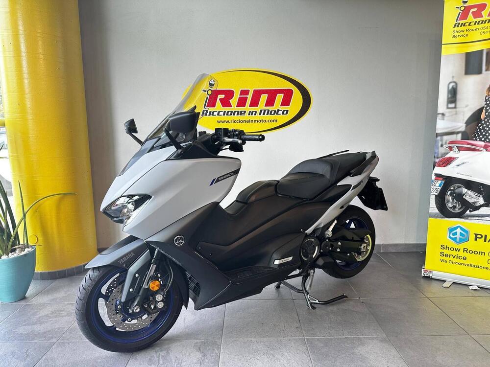 Yamaha T-Max 560 (2020 - 21) (3)