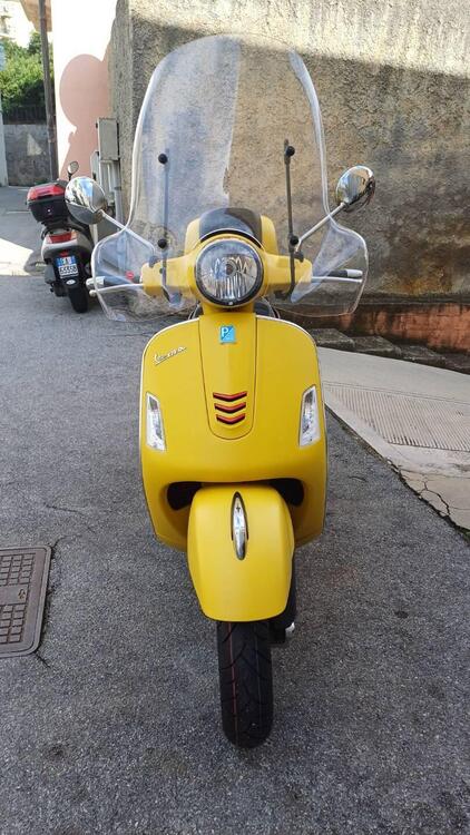 Vespa GTS 300 Super Sport (2017 - 19) (3)