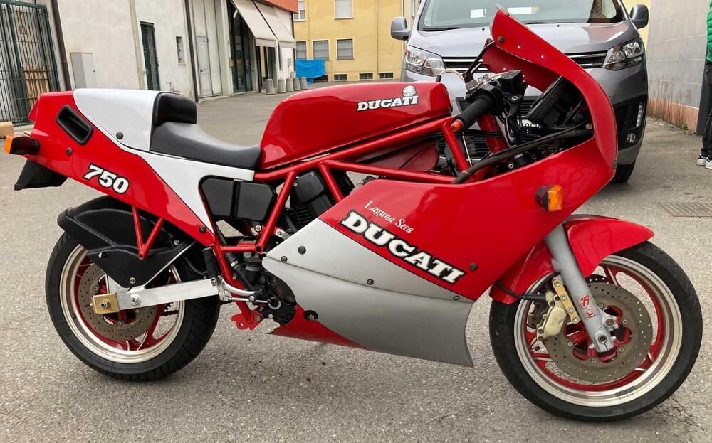 Ducati 750 F1 Laguna Seca