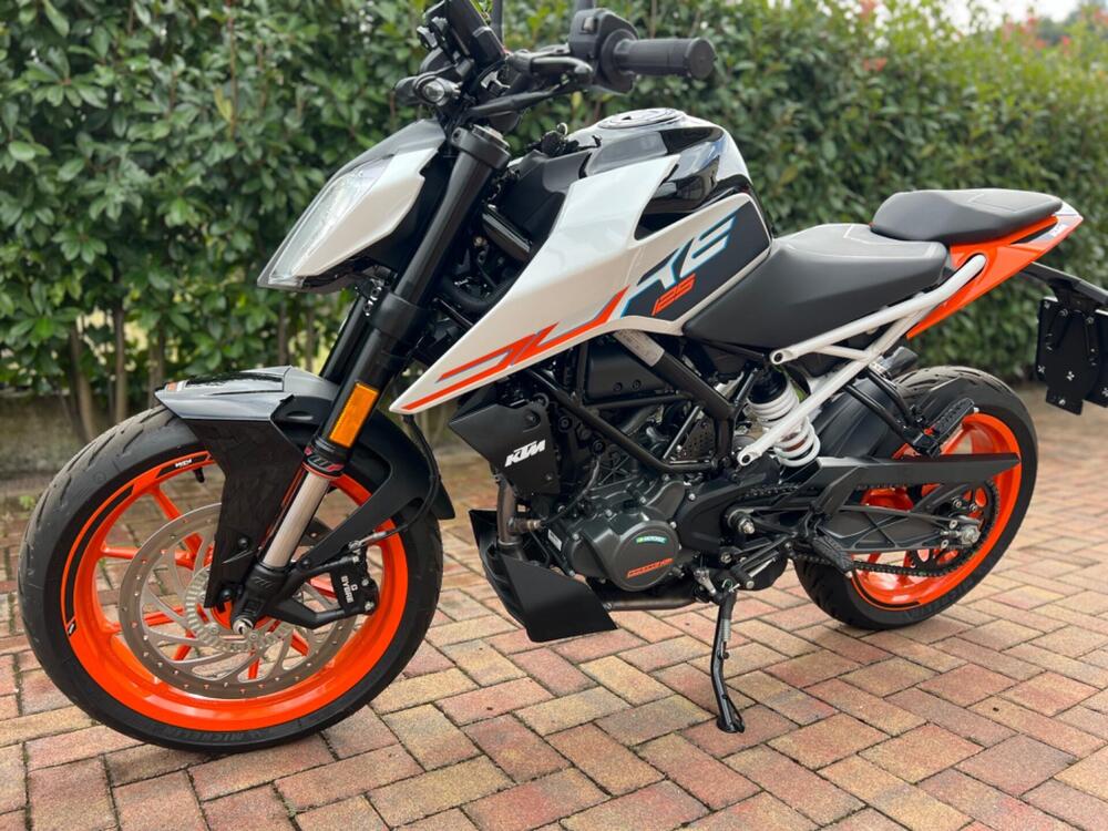 KTM 125 Duke (2021 - 23) (4)