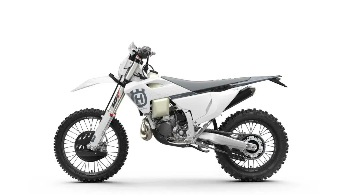 Husqvarna TE 300 TE 300 Pro (2025) (3)