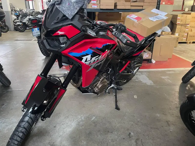 Honda Africa Twin CRF 1100L ES DCT (2024 - 26)
