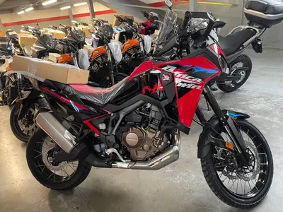 Honda Africa Twin CRF 1100L ES DCT (2024 - 26) nuova