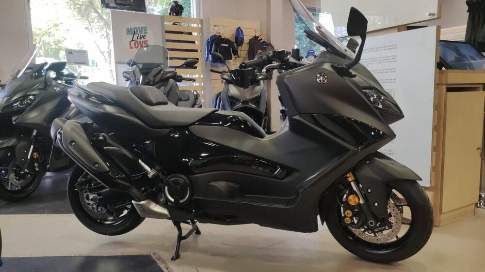 Yamaha T-Max 560 Tech Max (2022 - 24) (4)