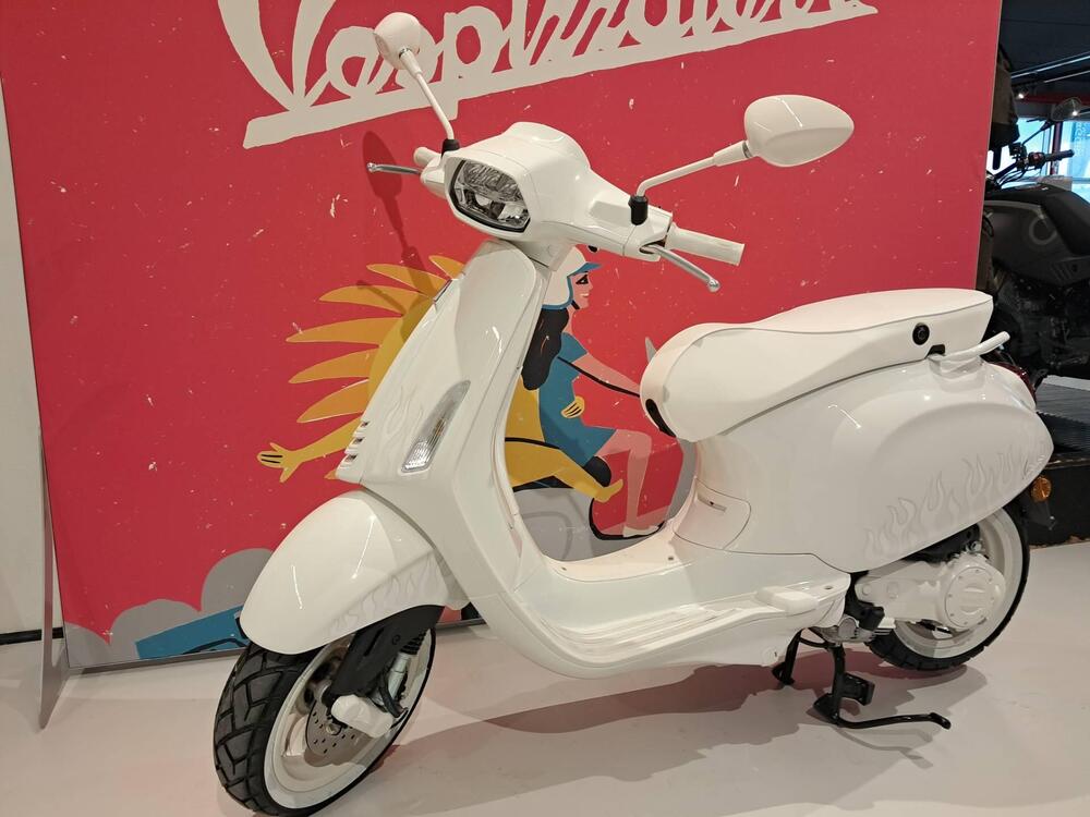 Vespa Sprint 50 Justin Bieber (2022 - 24) (2)