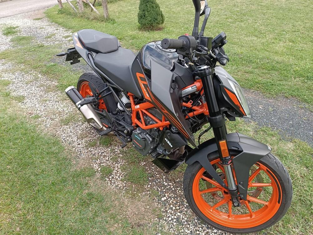 KTM 125 Duke (2021 - 23) (4)