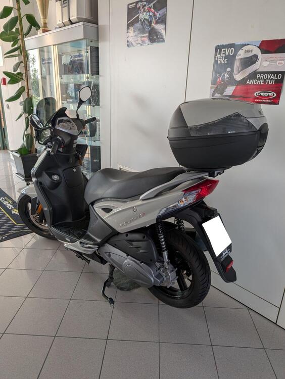 Kymco Agility 125 R16 + (2015 - 17) (3)