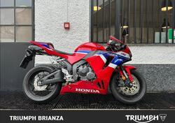 Honda CBR 600 RR (2024) usata